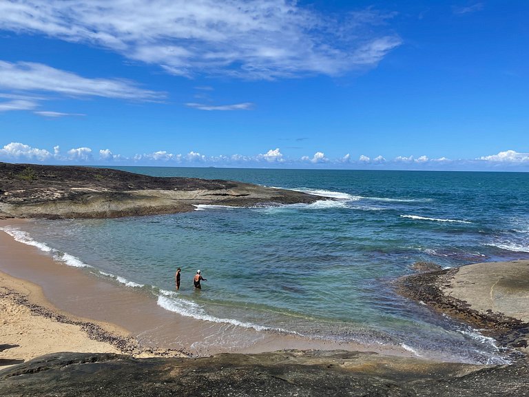 Apto maravilhoso a 200m da Praia das Castanheiras