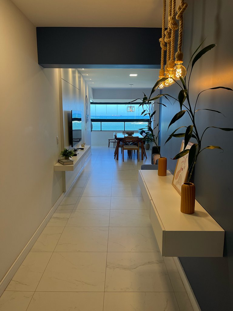 Apartamento sofisticado ao som do mar de Itapoã