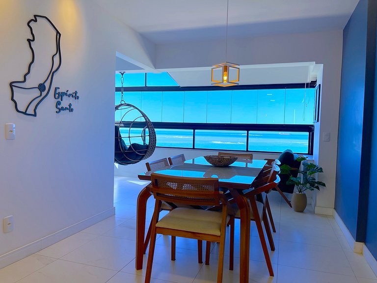 Apartamento sofisticado ao som do mar de Itapoã