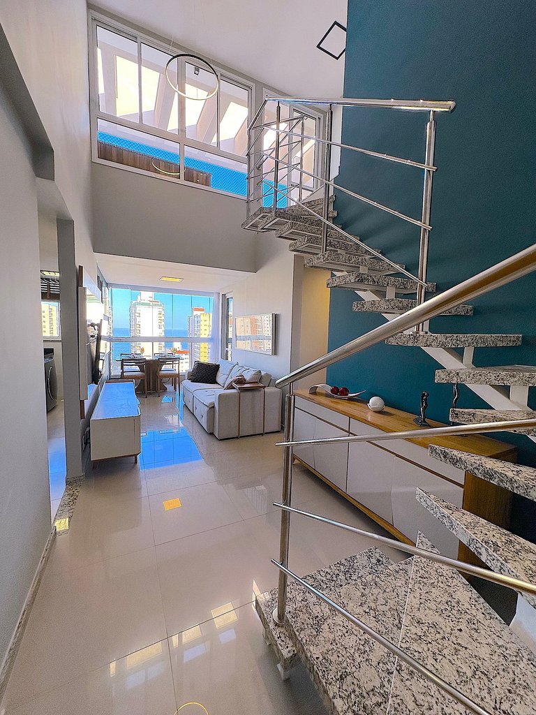 Cobertura Duplex c/Jacuzzi e Churrasqueira Privada