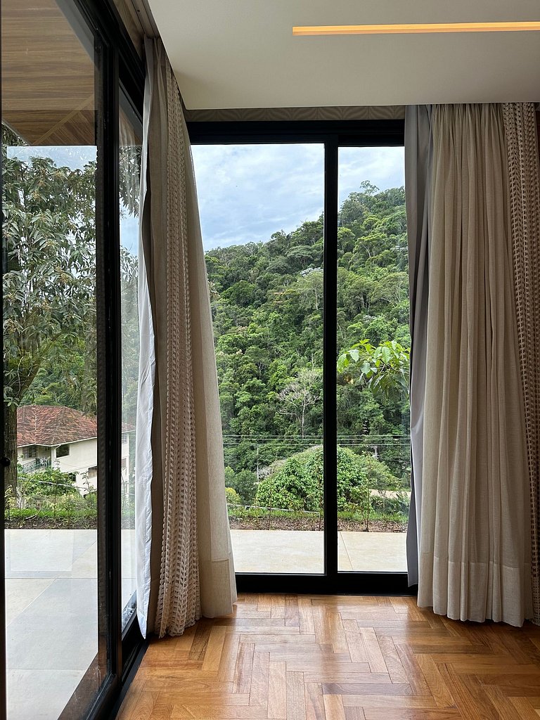 Casa Sofisticada c Vista Deslumbrante no Centro DM