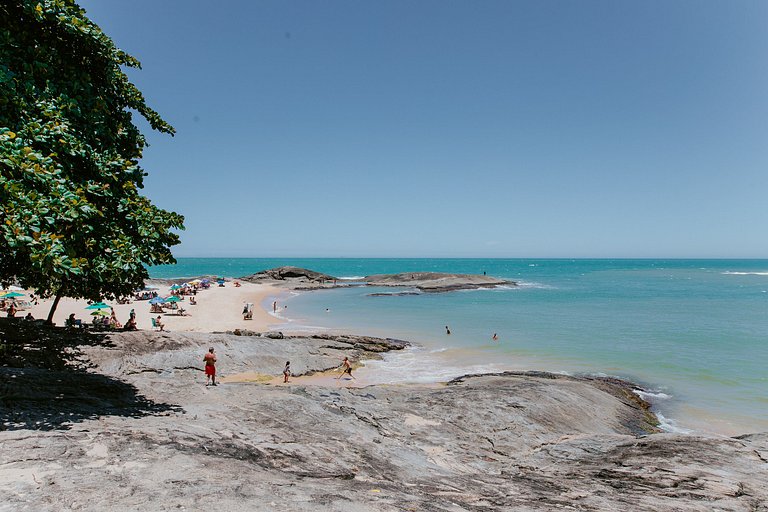 Apto c Vista Espetacular p Praia das Castanheiras