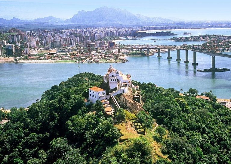 Apartamento sofisticado ao som do mar de Itapoã