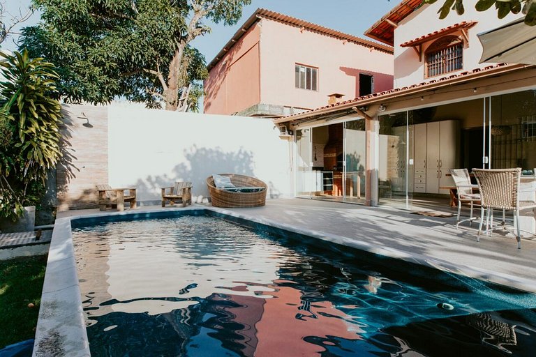 Casa Aconchegante com Área Gourmet e Piscina
