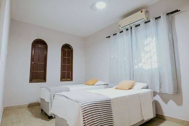 Casa Aconchegante com Área Gourmet e Piscina