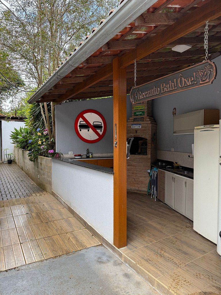 Cabana dos Sonhos às margens do Rio Jucu