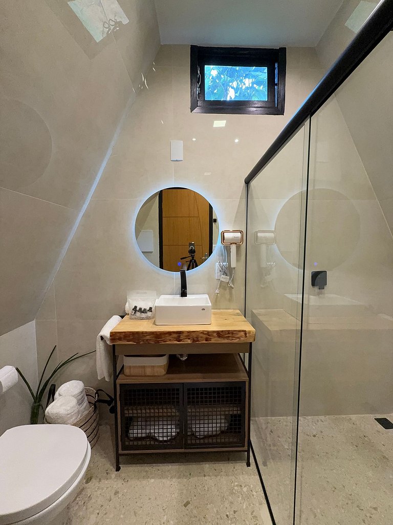 Chalé Romântico com Jacuzzi em Meio à Natureza
