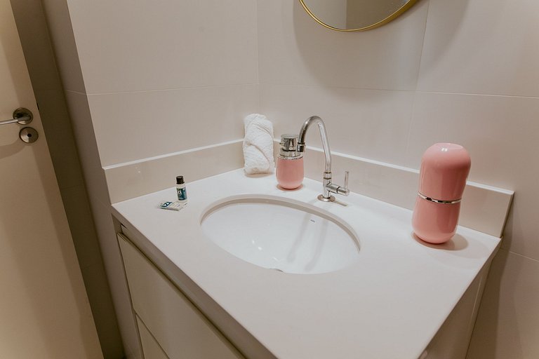 2Q Enseada Azul c/ piscina na cob. e churrasqueira