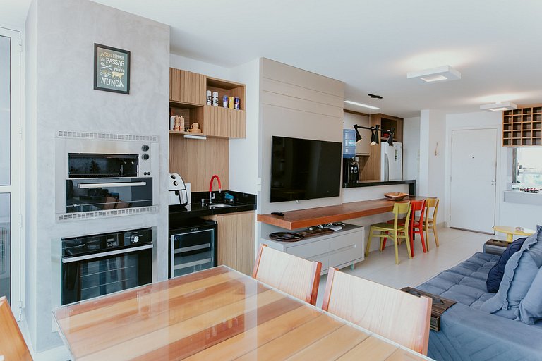 2Q Enseada Azul c/ piscina na cob. e churrasqueira