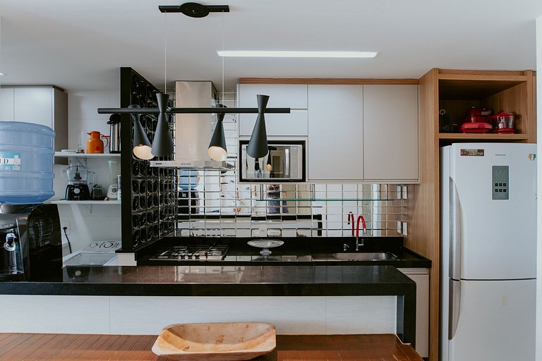 2Q Enseada Azul c/ piscina na cob. e churrasqueira