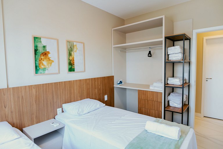 2 Quartos Alto Padrão a Poucos Passos da Praia