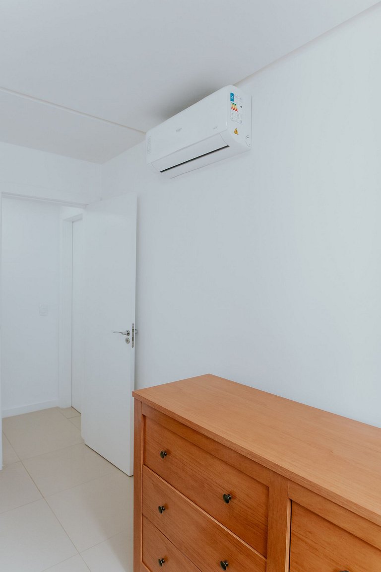 2 Quartos Climatizados a Poucos Metros da Praia