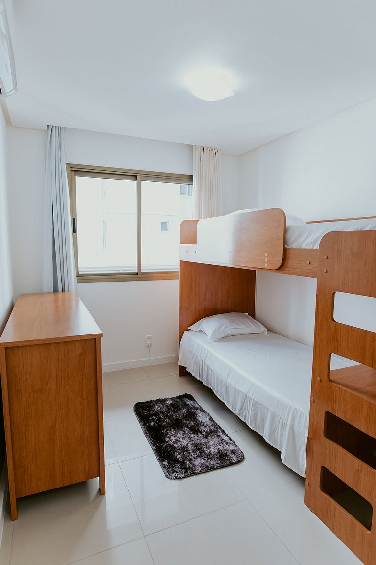 2 Quartos Climatizados a Poucos Metros da Praia