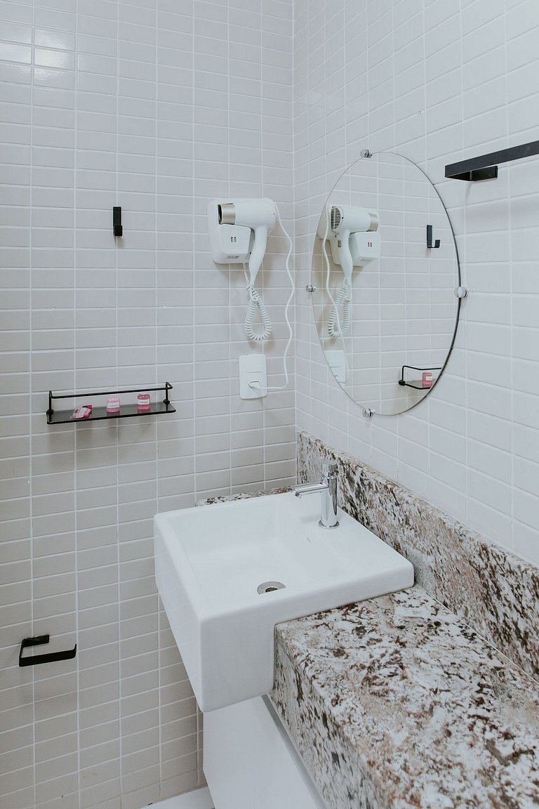 2 Quartos Climatizados a Poucos Metros da Praia