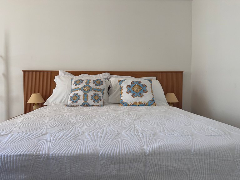 2 Quartos Climatizados em Itapoã | Próx. à Praia