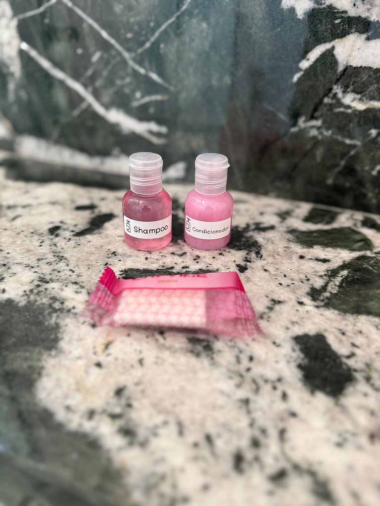 2 Quartos Climatizados em Itapoã | Próx. à Praia