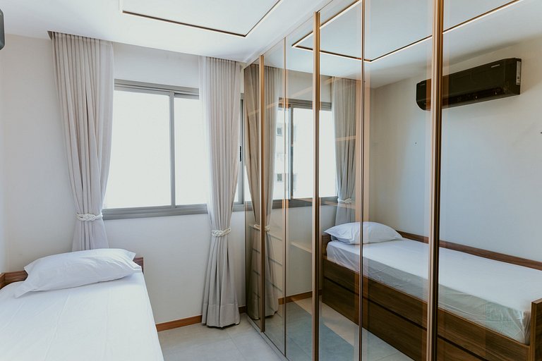 Luxo, Conforto e Vista Mar em Itapoã