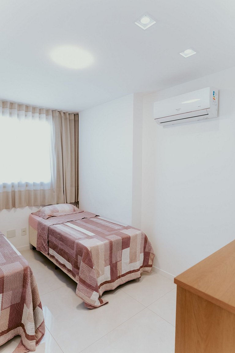 Conforto e excelente localização na Praia da Costa