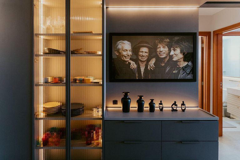 Luxo, Conforto e Vista Mar em Itapoã