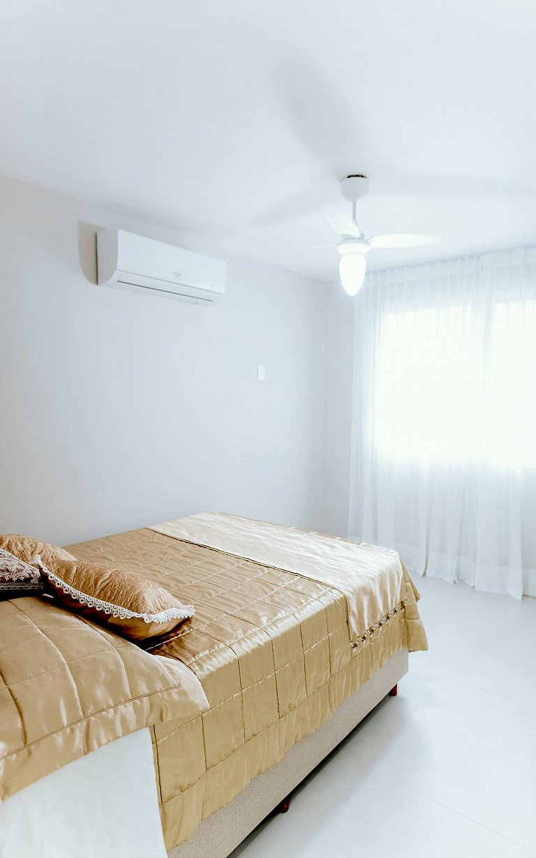 02 Quartos Moderno e Confortável na Praia da Costa