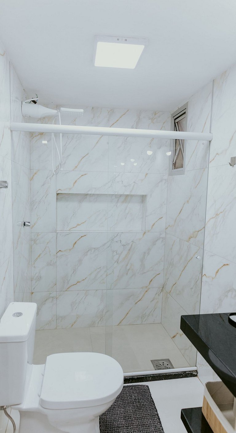 02 Quartos Moderno e Confortável na Praia da Costa