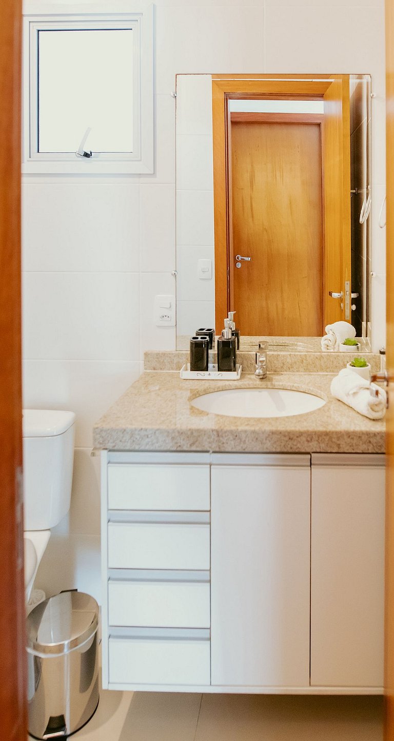 02 Quartos Praia de Itaparica | Piscina e Garagem