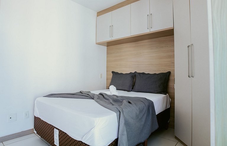 Apto 2Q Andar Alto Quadra do Mar Itaparica