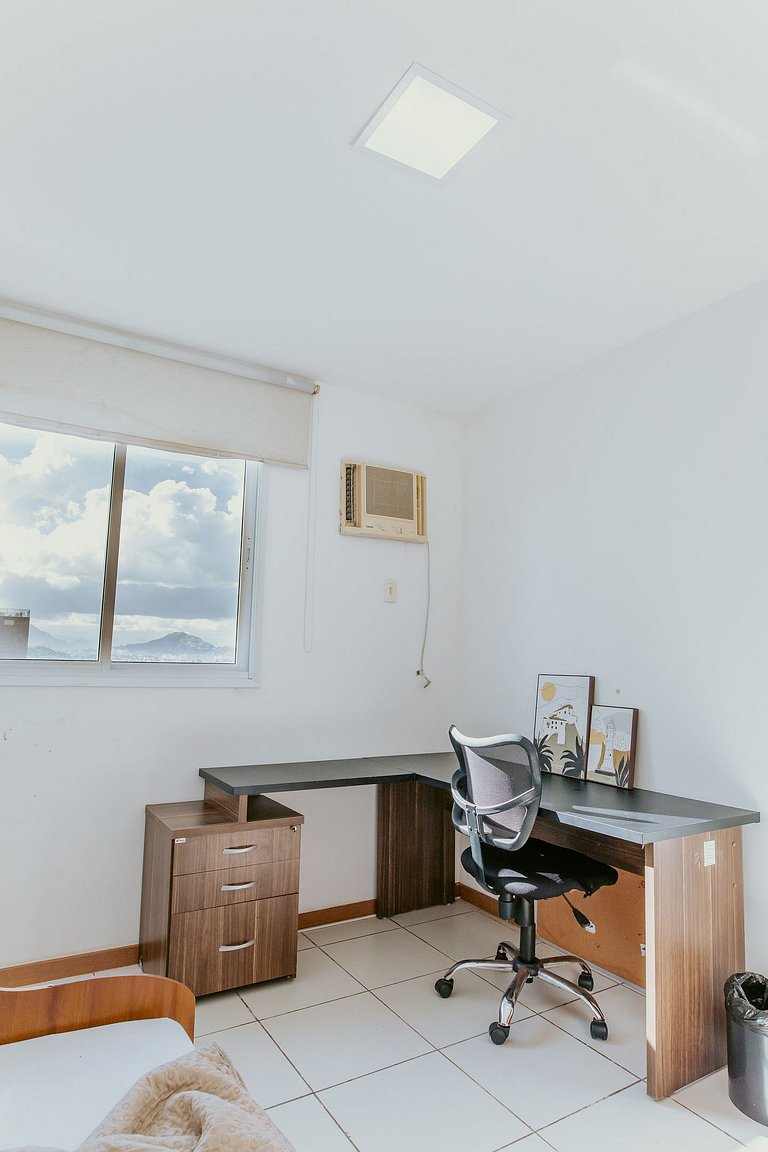 Apto 2Q Andar Alto Quadra do Mar Itaparica