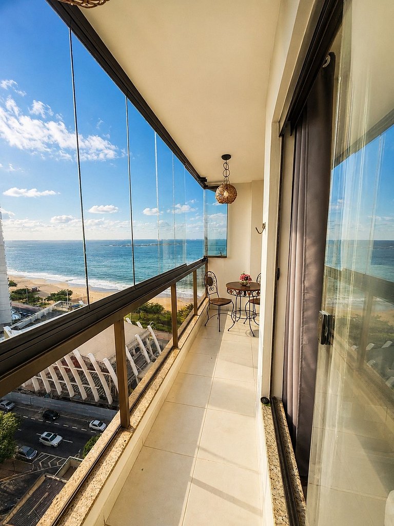 Localização, Vista Para o Mar e Piscina na Cob.