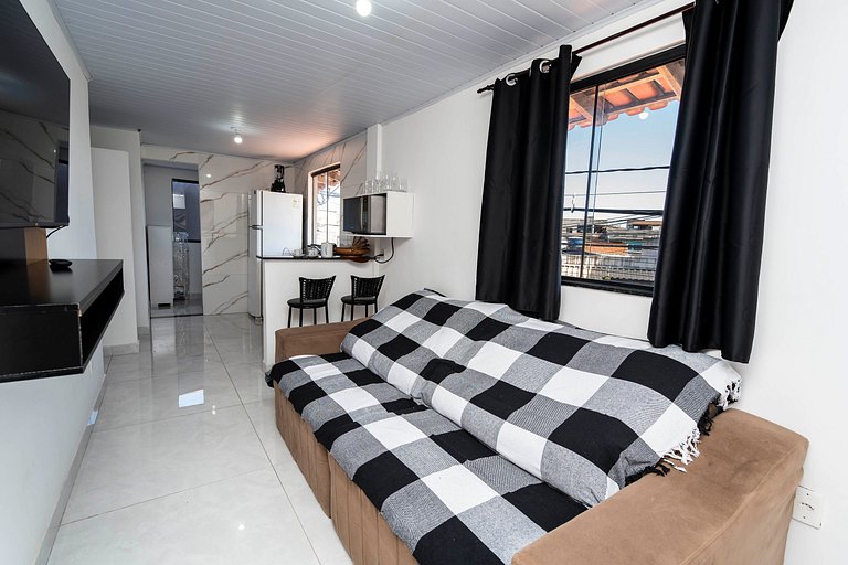 Casa 2Q Prox. Praias da Serra e polos industriais